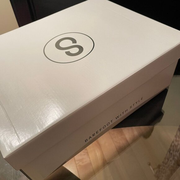 SHAPEN barefoot ankle boots - Picture 8 of 8